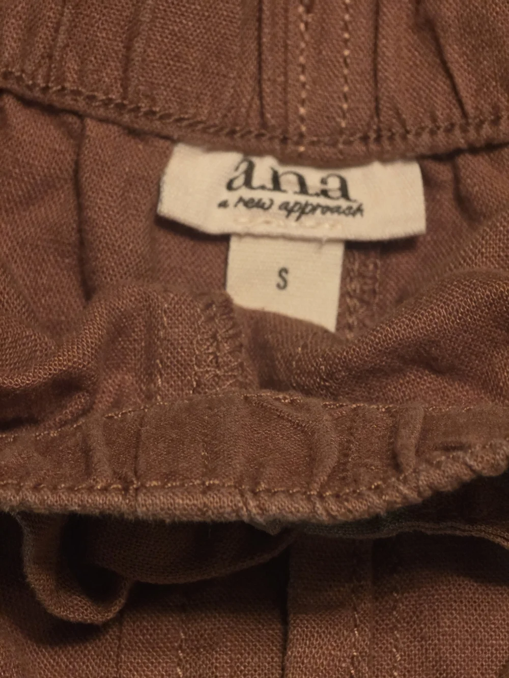 a.n.a Brown Drawstring Frayed Hem Women's Shorts Small Nwt